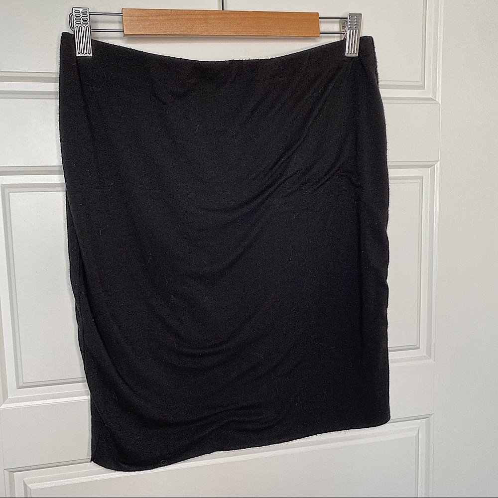 VINCE CAMUTO BLACK KNIT MINI PENCIL SKIRT SMALL